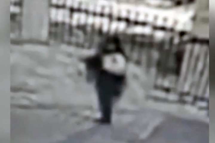 Семья многодетного военного оставила ребенка у кузбасской больницы после отказа в пособии Семья многодетного военного оставила ребенка у кузбасской больницы после отказа в пособии