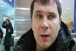 Дмитрий Бабин прокомментировал кадры его задержания сотрудниками УВД Новосибирска Дмитрий Бабин прокомментировал кадры его задержания сотрудниками УВД Новосибирска