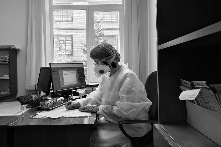 Число заразившихся COVID-19 новосибирцев перевалило за 160 тысяч