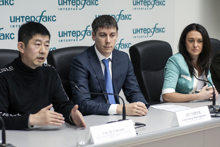 Рынок едет к покупателю: состоялась пресс-конференция Сибирского Экономического Форума 2015 Рынок едет к покупателю: состоялась пресс-конференция Сибирского Экономического Форума 2015