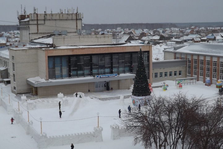 Работники дома культуры под Новосибирском третий месяц не получают зарплату