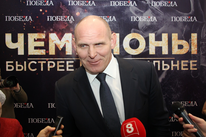 «Участвовать в постановочных историях сложновато»: Карелин показал кино об олимпийцах «Участвовать в постановочных историях сложновато»: Карелин показал кино об олимпийцах