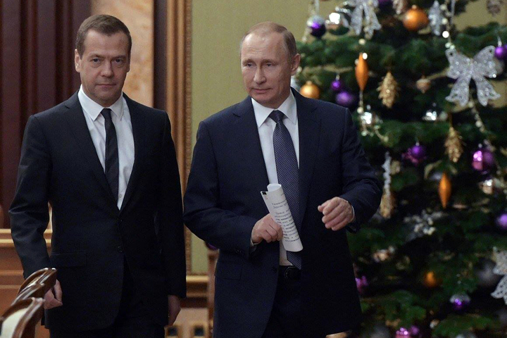 «Президенту нужно снова расселить миллиардеров по регионам-изгоям» «Президенту нужно снова расселить миллиардеров по регионам-изгоям»