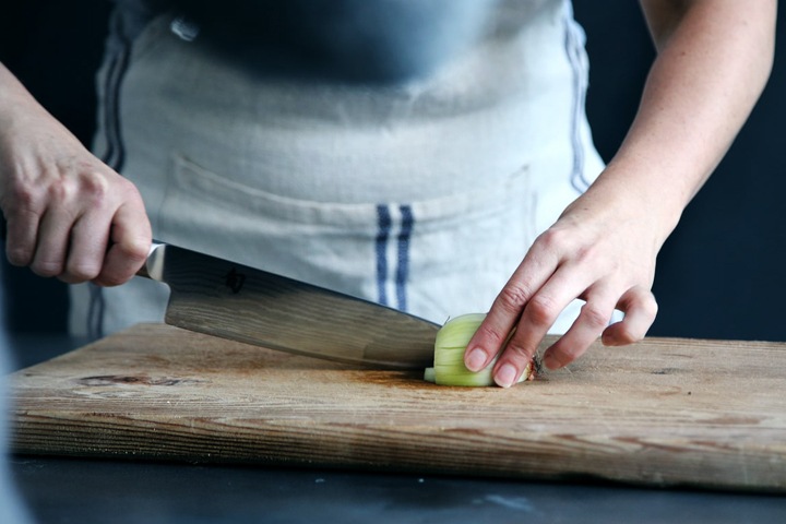 Новосибирский губернатор выступил за выходной «для женщин» 31 декабря