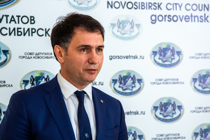 Асанцев остался спикером горсовета Новосибирска Асанцев остался спикером горсовета Новосибирска