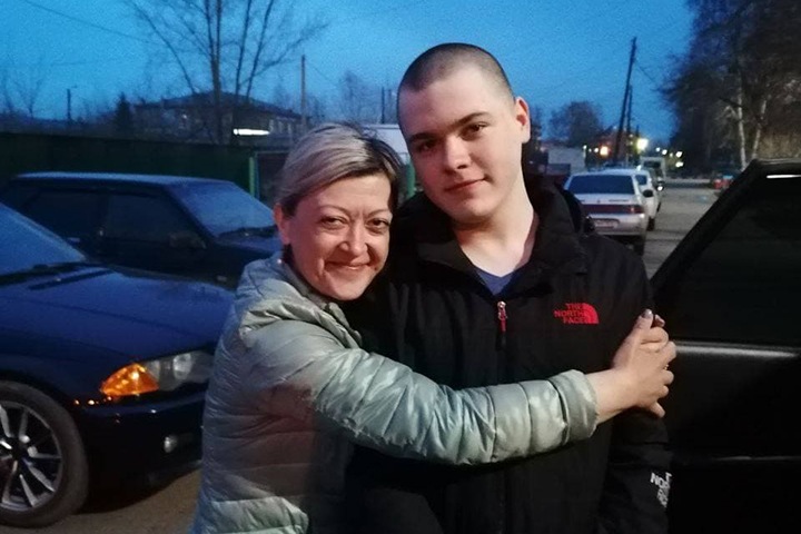 Арестованного за планы «взорвать» здание ФСБ в Minecraft подростка из Канска выпустили из СИЗО