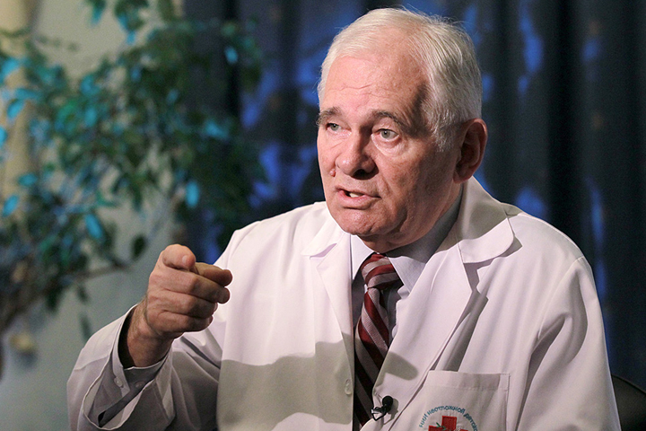 Леонид Рошаль в Новосибирске раскритиковал принцип «рубля» в реформе медицины Леонид Рошаль в Новосибирске раскритиковал принцип «рубля» в реформе медицины