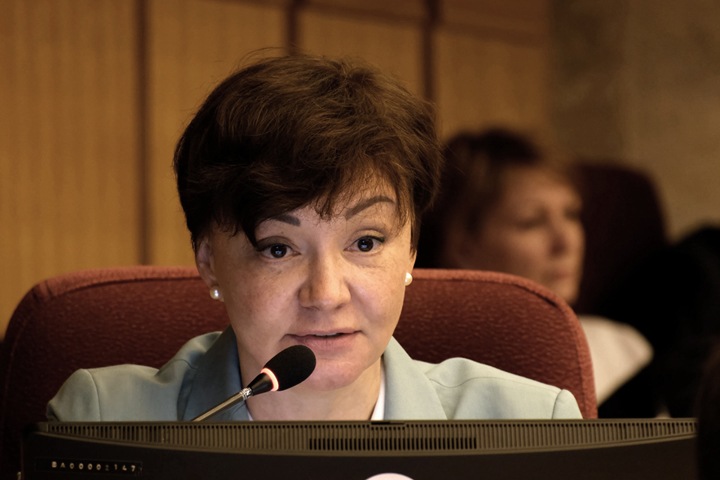 Вице-спикер от ЛДПР в новосибирском заксобрании назвала недовольство коллег неэффективными тратами бюджета «раскачиванием лодки» Вице-спикер от ЛДПР в новосибирском заксобрании назвала недовольство коллег неэффективными тратами бюджета «раскачиванием лодки»