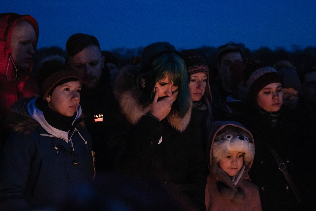 Ася Тумановская, группа Петербург. Сбор в память о погибших в Кемерово Ася Тумановская, группа Петербург. Сбор в память о погибших в Кемерово