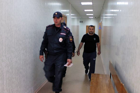 Делом о побоях Суваряна в новосибирском СИЗО займется прокуратура