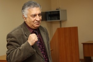 Заслуженный экономист России Рифат Гусейнов: «Чтобы плохо жить в России, надо принять специальную программу!»