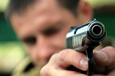 Красноярский риелтор нанял киллера для убийства партнера по бизнесу Красноярский риелтор нанял киллера для убийства партнера по бизнесу