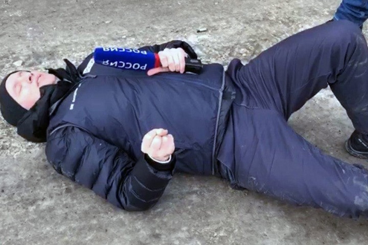 СК начал проверку после наезда на сотрудника ГТРК в Красноярске СК начал проверку после наезда на сотрудника ГТРК в Красноярске