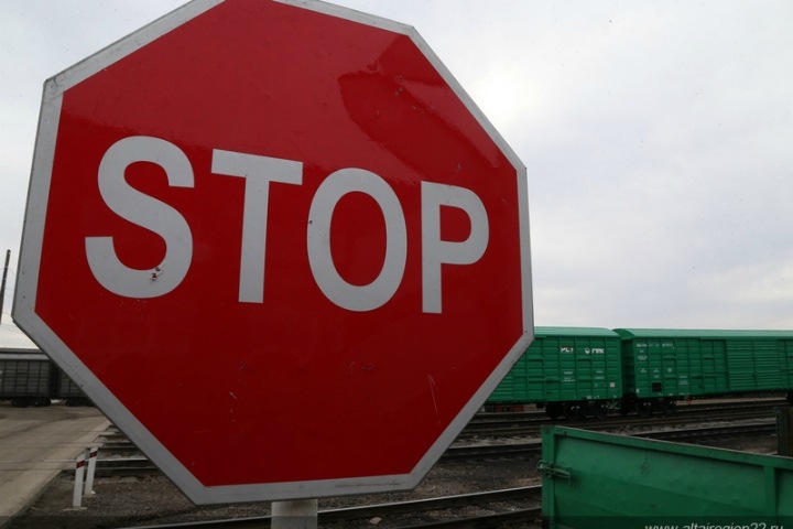 Алтайский губернатор анонсировал ограничения на въезд в Новосибирскую область Алтайский губернатор анонсировал ограничения на въезд в Новосибирскую область