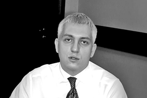 «Единая Россия» исключила из партии новосибирского депутата, попросившего убежища в Грузии «Единая Россия» исключила из партии новосибирского депутата, попросившего убежища в Грузии