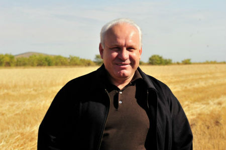 Глава Хакасии предложил министрам провести отпуск у бабушки в деревне, чтобы узнать жизнь села изнутри Глава Хакасии предложил министрам провести отпуск у бабушки в деревне, чтобы узнать жизнь села изнутри