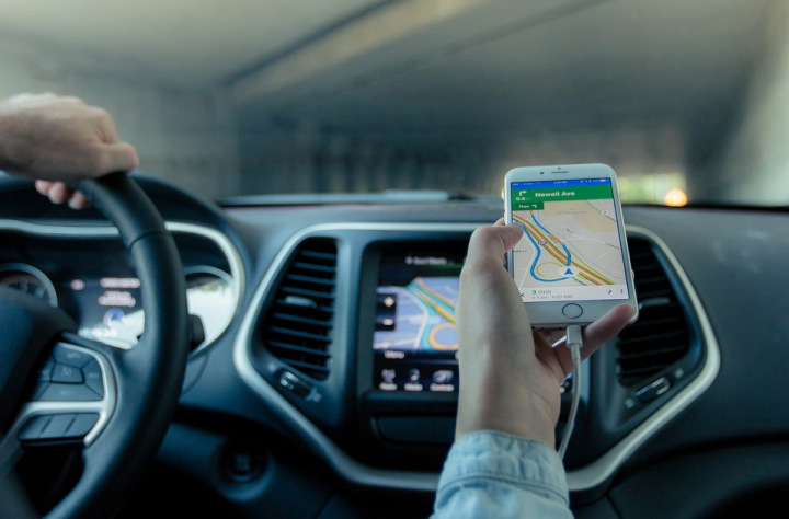 Всегда в курсе происходящего Всегда в курсе происходящего