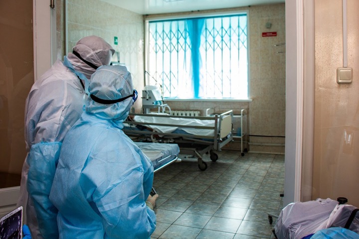 Около 40% зараженных коронавирусом новосибирцев заболели пневмонией