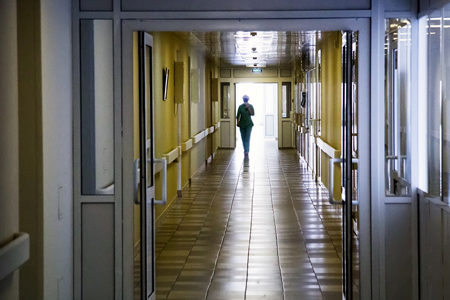 Омичка отсудила у врачей 2 млн рублей за смерть дочери 